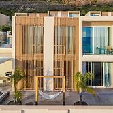 Seaside Retreat Green Coast