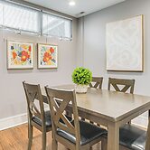 5 Mi to Dtwn: Ukrainian Village Apartment!