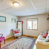 1 Mi to Downtown: Welcoming Winona Duplex