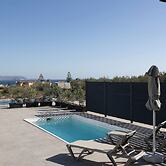 Limi Deluxe Suites