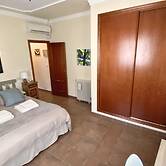Room-orange Room Your Refuge of Tranqu
