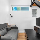 Echo Loft: A Modern Escape