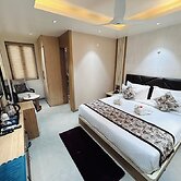 HOTEL MEENA AURUM INN