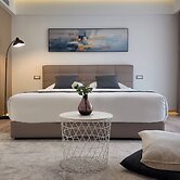 CCLUX Suites-Port Hub & Express Check-in