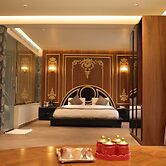 Wedcation by Tivoli, Israna