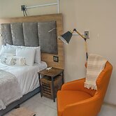 Kololo at 399 Guesthouse & Conference
