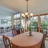 Lovely Portland Home ~ 10 Mi to Downtown!