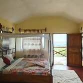 African Sunrise Lodge and Campsite