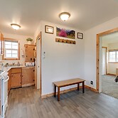 Nature Lovers Getaway in Rural Grants Pass