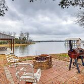 Dock, Decks & Views: Lakefront Cottage