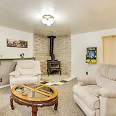 Fenced Yard, Patio: Family-friendly Pocatello Home