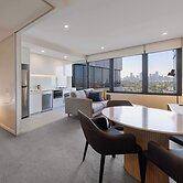 Oaks Melbourne Flemington Suites