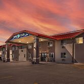 HOTEL FUZION INN & SUITES