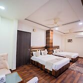 Hotel Sawamani and Restaurant