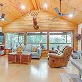 Cabin on Beaver Lake w/ Views & Furnished Deck!