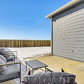 Hike, Sightsee & Explore: Home in Colorado Springs