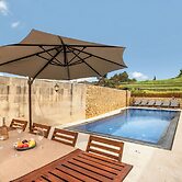 Solaris Gozitan Villa With Pool Gozo