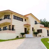 Villa Nostra- Cars Included