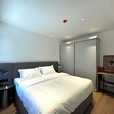 Artifact Apart Hotel