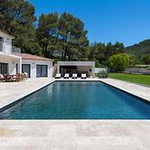 Villa With Heated Swimming Pool spa gym and Cinema