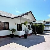 Roche Kerlan Apartments