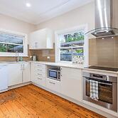 StayAU 4BRM Charming Home in Mt Colah