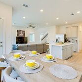 Family-friendly Home w/ Yard in Hockley!