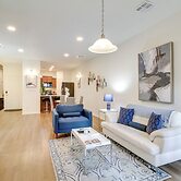 3 Mi to Old Town: Albuquerque Townhome w/ Yard!