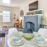 3 Mi to Dtwn Indy: Pet-friendly Home w/ Backyard!