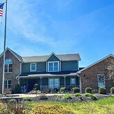 Family Retreat in Beavercreek Area w/ Large Yard!