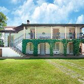 Apartment in Marche Near Lame Rosse