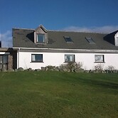 Cozy Aultbea Apartment With Sea View