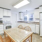 Near Hiking & Skiing: Cozy Home in Cortland!