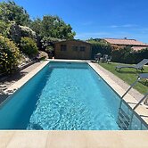 Villa in Vaison Near Roman Ruins & Pool
