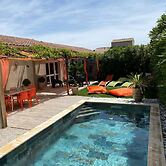 Sun-kissed Villa in Lirac