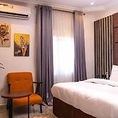 Cee- Jackson Apartment