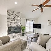 1 Mi to Lake Jacksonville: Pet-friendly Home