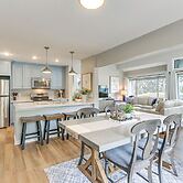 Walk to Community Beach: Coastal Carolina Condo