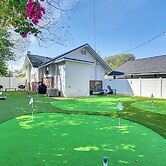 Modern Lakeland Golf Retreat w/ Putting Green