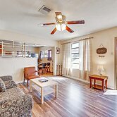 Fenced Yard & Mtn Views: Dog-friendly Superior Gem