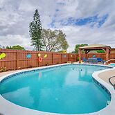 5 Mi to Beaches: Melbourne Duplex w/ Pool!