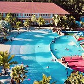 Trang Oasis Waterpark Hotel