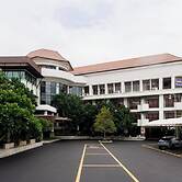 Central Place Hotel