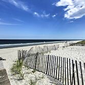 Cozy Mantoloking Home in Private Beach Association