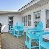 1 Mi to Cypremort Point: Waterfront Gem w/ Dock!