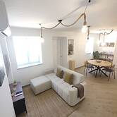 2 Floors Home Near Carvoeiro Slidesplash