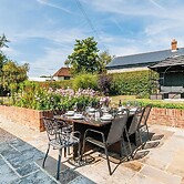 Freshfields, a Countyside Retreat for 8!