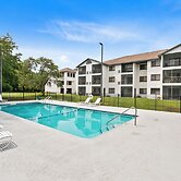 Oasis Apartment Homes