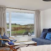 Sea Breeze Your Coastal Sanctuary in Sandown