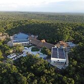 Hotel Mundo Maya Calakmul